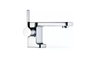 China Contemporary Square Single Hole Bathroom Sink Faucet , Single handle Solid Brass Basin Mixer supplier