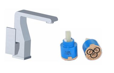 One Handle Basin Mixer made of H59 brass body and ceramic core valve