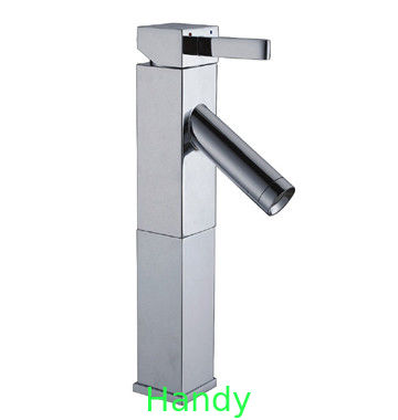 Deck Mounted Brass Basin Mixer for Toilet , Chrome Polished Basin Faucet Single Hole